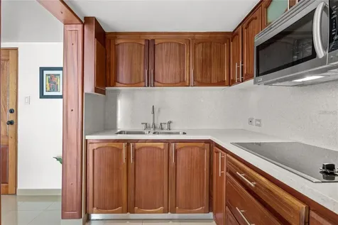 14 Calle Marseilles San Juan PR 00907