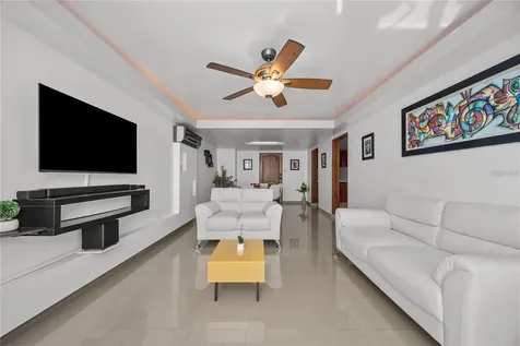14 Calle Marseilles San Juan PR 00907
