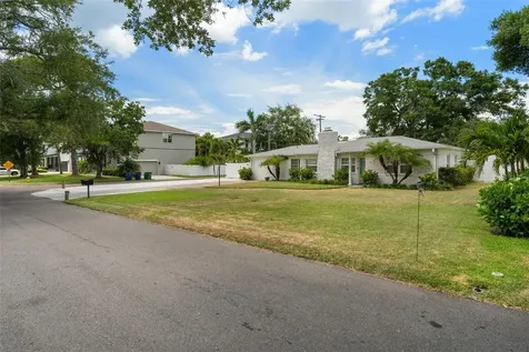 4805 W Leona Street Tampa FL 33629