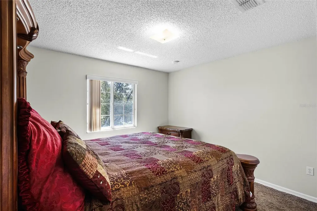 1907 Lakeview Way Kissimmee FL 34759