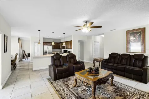 1907 Lakeview Way Kissimmee FL 34759