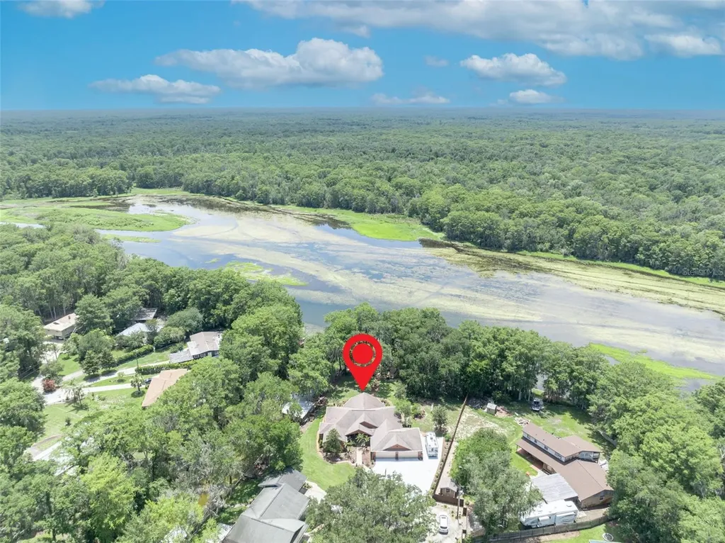 4885 Cr 307 Lake Panasoffkee FL 33538