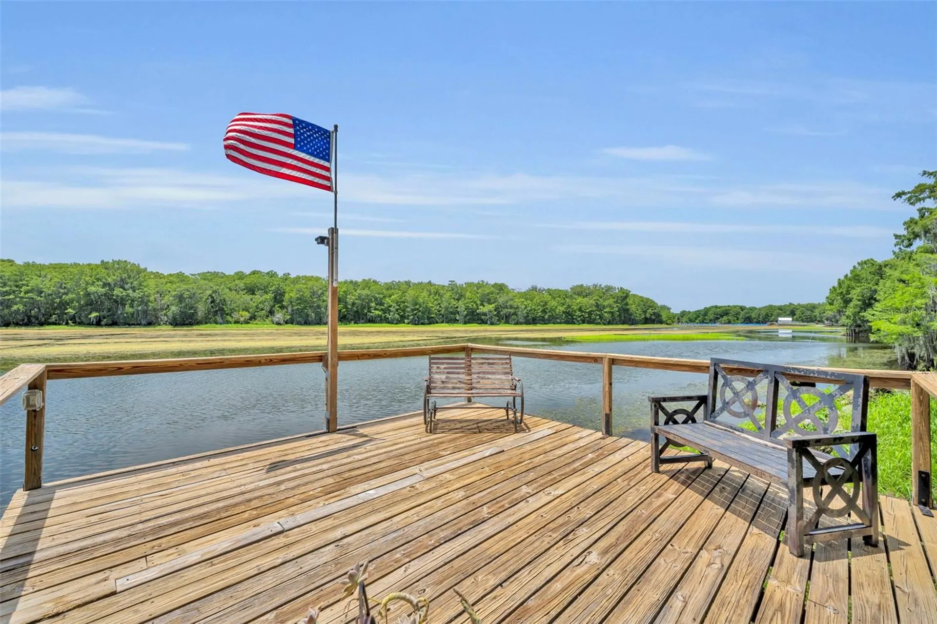4885 Cr 307 Lake Panasoffkee FL 33538