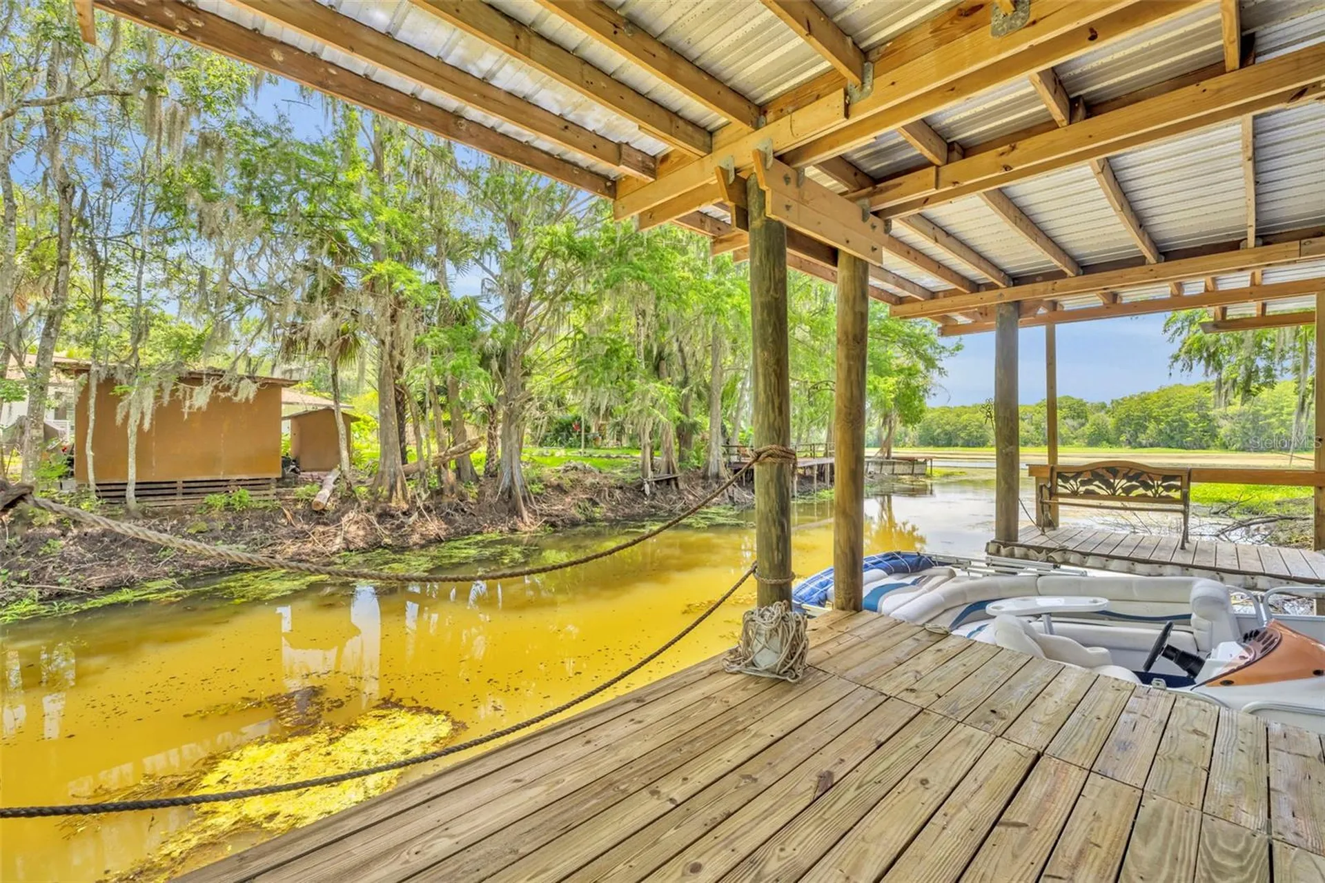 4885 Cr 307 Lake Panasoffkee FL 33538
