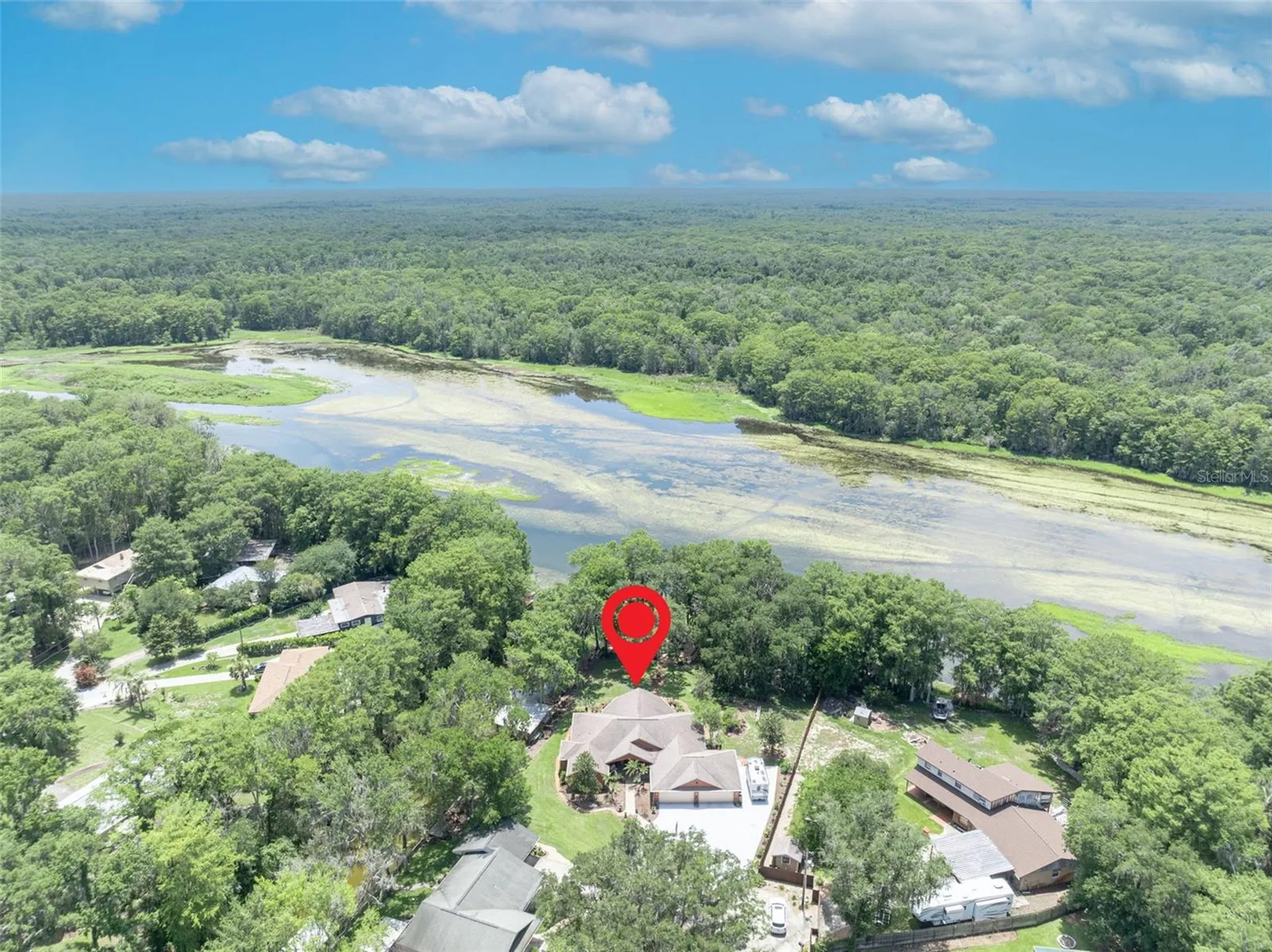 4885 Cr 307 Lake Panasoffkee FL 33538
