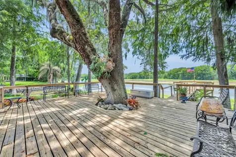 4885 Cr 307 Lake Panasoffkee FL 33538