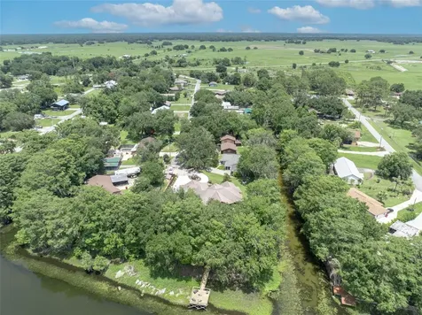 4885 Cr 307 Lake Panasoffkee FL 33538