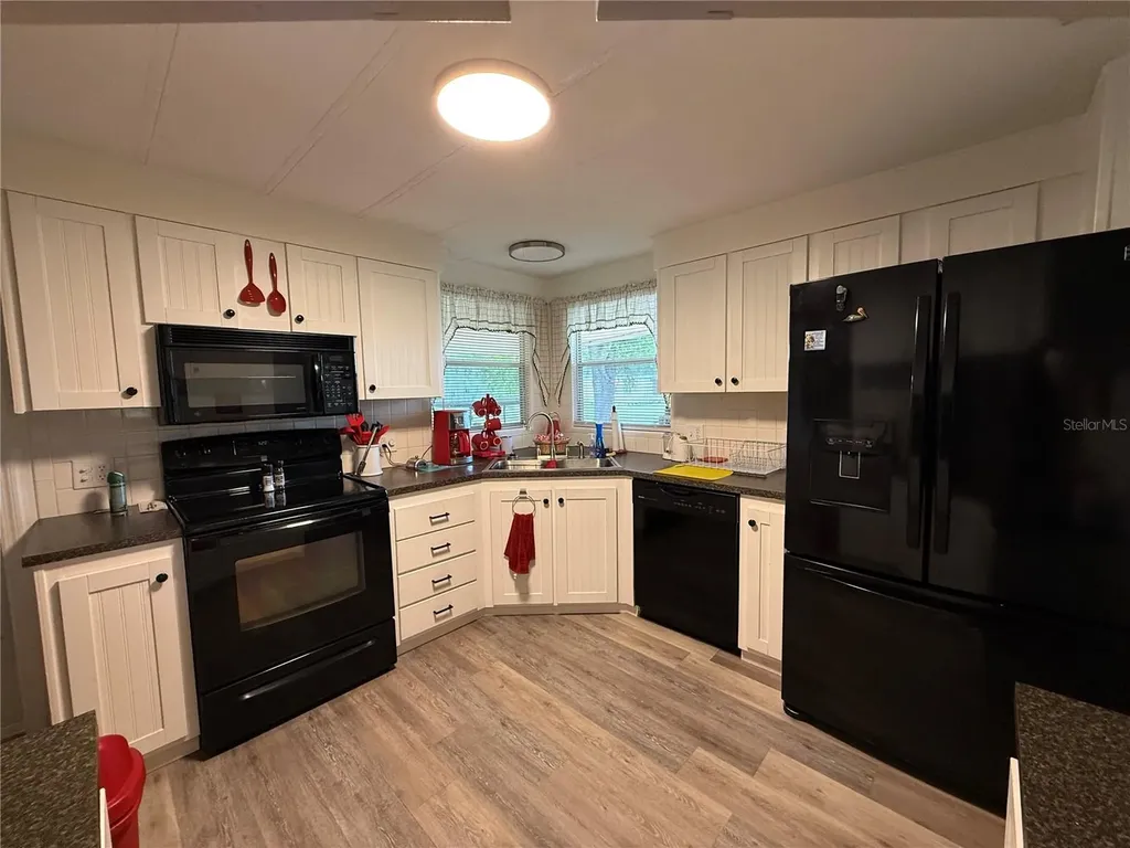 24 N Bobwhite Road Wildwood FL 34785