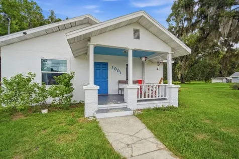 1001 E Reynolds Street Plant City FL 33563