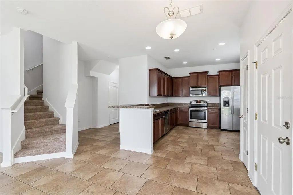 6558 S Goldenrod Road Orlando FL 32822