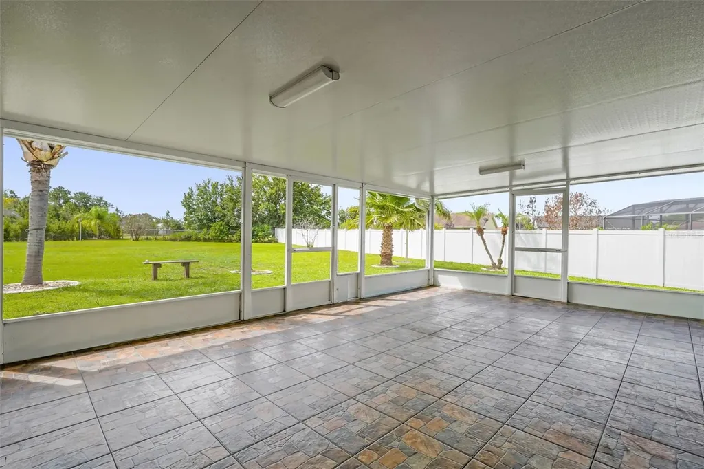 1147 Normandy Drive Kissimmee FL 34759