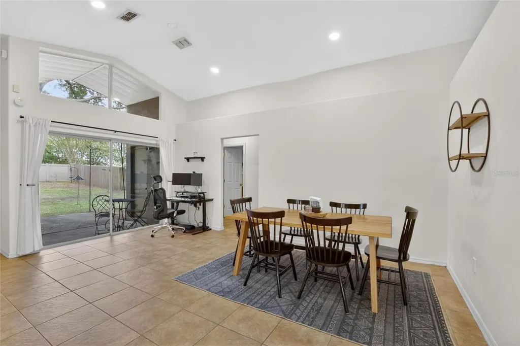 1809 Erin Brooke Drive Valrico FL 33594
