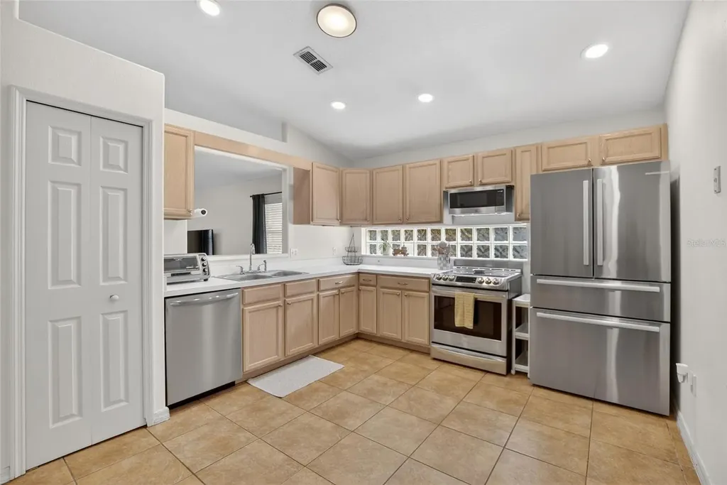 1809 Erin Brooke Drive Valrico FL 33594
