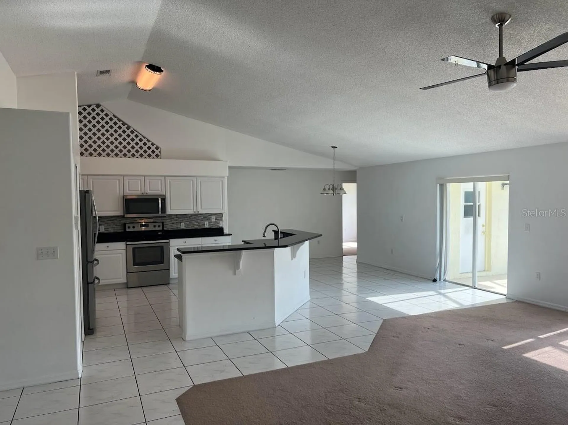 733 Sunridge Woods Boulevard Davenport FL 33837