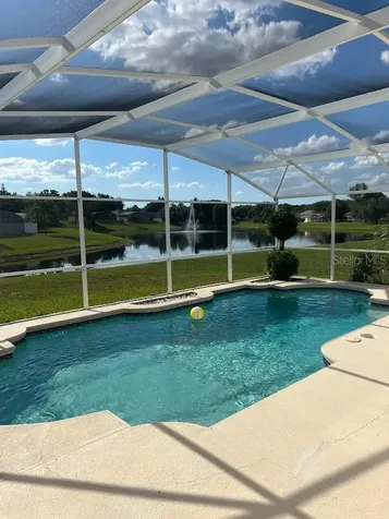 733 Sunridge Woods Boulevard Davenport FL 33837