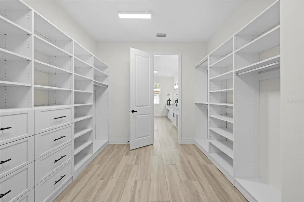 18130 Parrot Road Weeki Wachee FL 34614