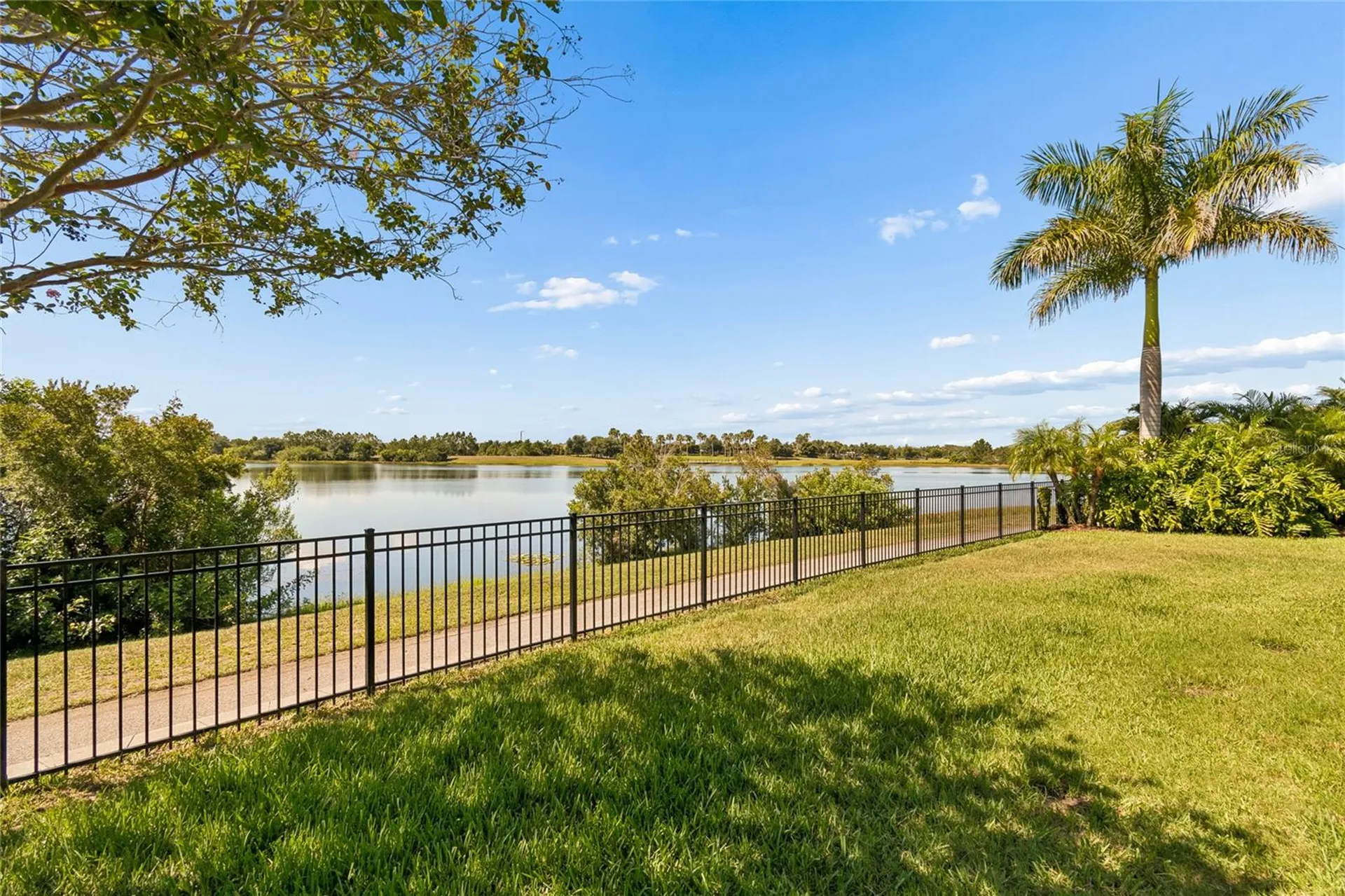 7223 Hourglass Drive Apollo Beach FL 33572