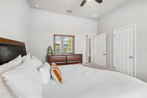 7223 Hourglass Drive Apollo Beach FL 33572