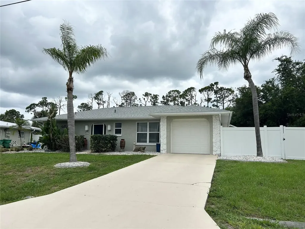 2477 Cannolot Boulevard Port Charlotte FL 33948