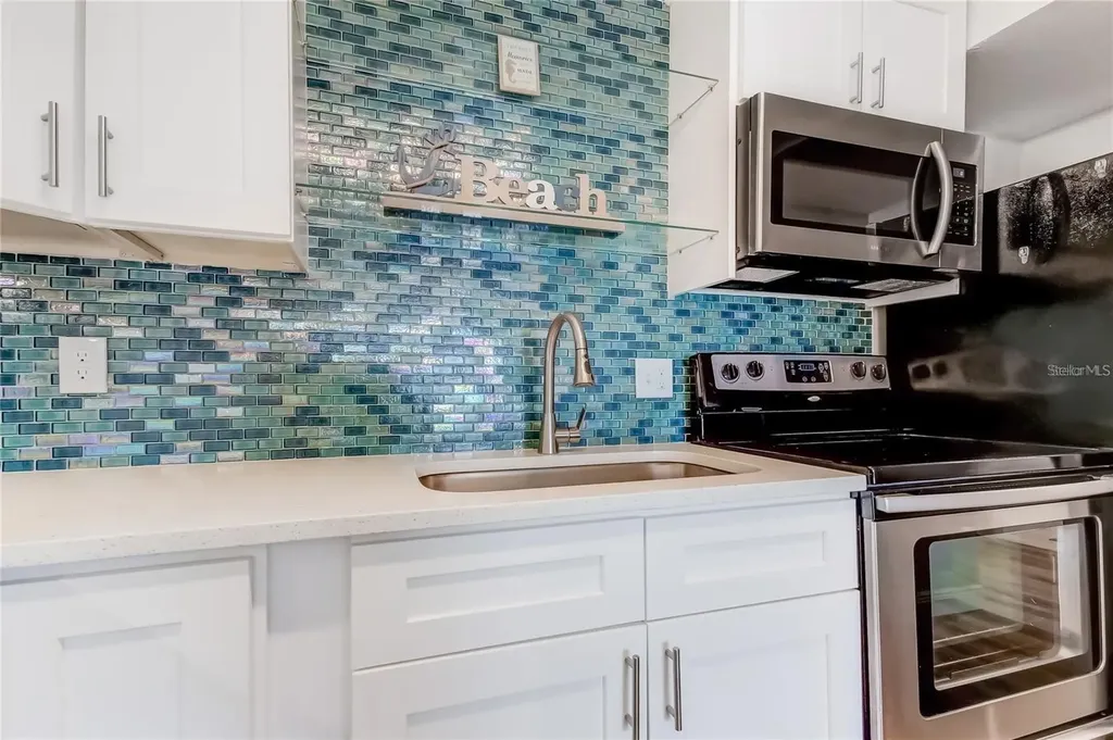 51 Island Way Clearwater Beach FL 33767