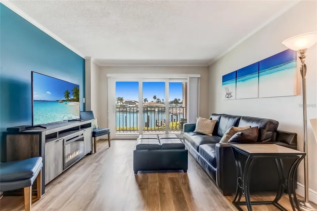 51 Island Way Clearwater Beach FL 33767
