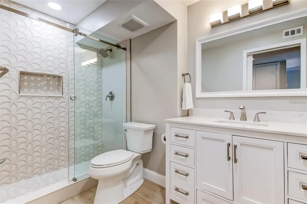 51 Island Way Clearwater Beach FL 33767