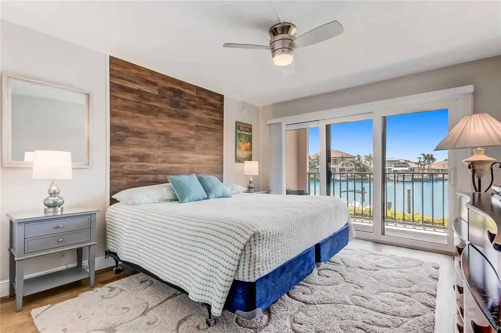 51 Island Way Clearwater Beach FL 33767