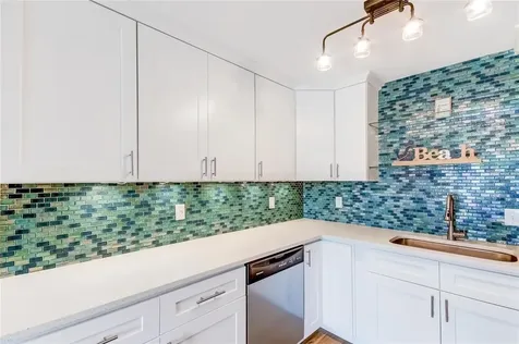 51 Island Way Clearwater Beach FL 33767
