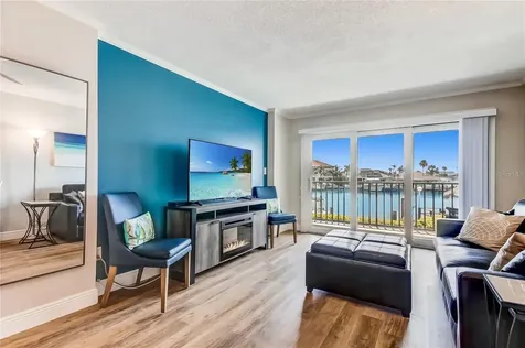 51 Island Way Clearwater Beach FL 33767