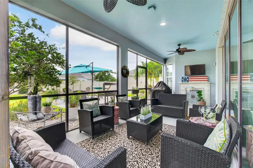 5636 Maidenstone Way Palmetto FL 34221