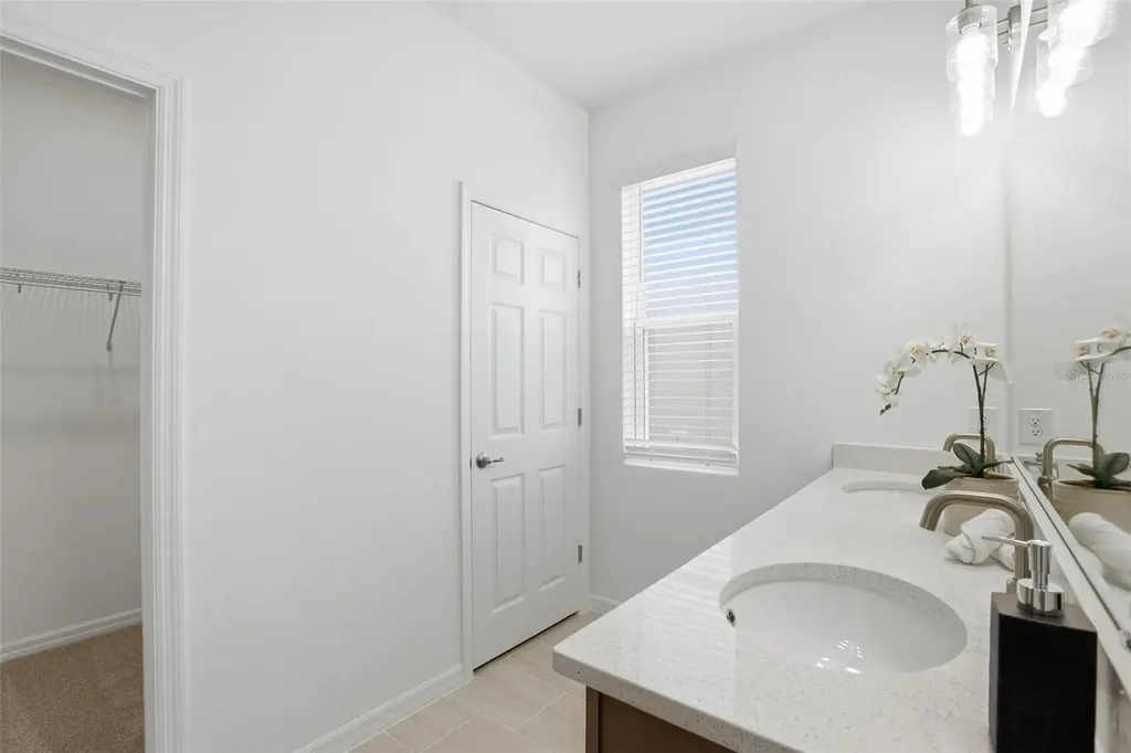 725 Farfields Street Deland FL 32724