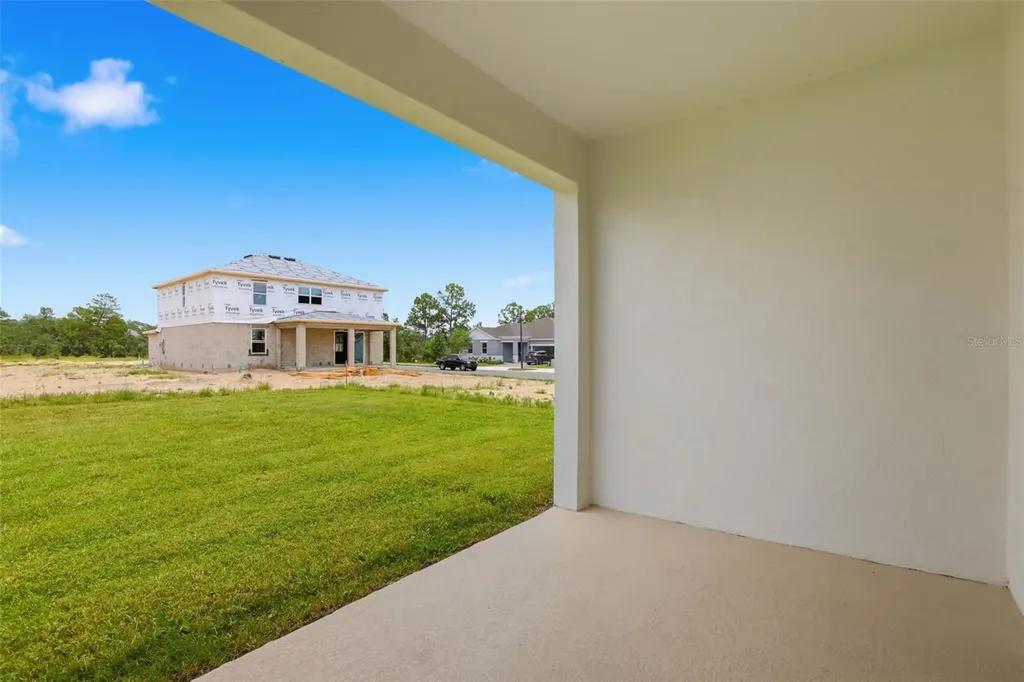 725 Farfields Street Deland FL 32724