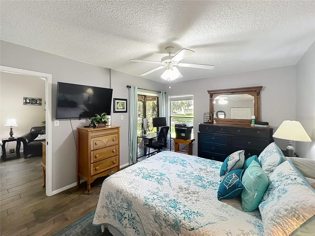 4300 Baywood Boulevard Mount Dora FL 32757
