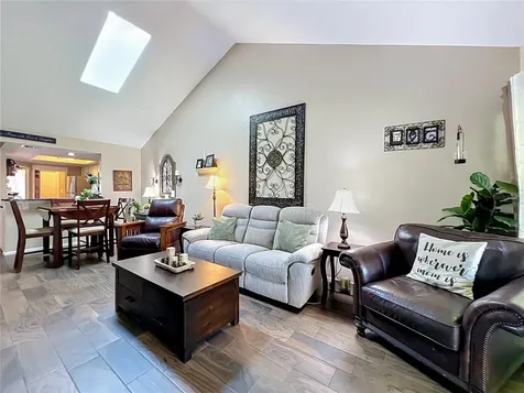 4300 Baywood Boulevard Mount Dora FL 32757