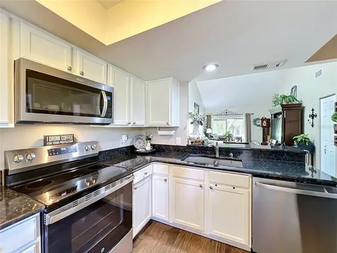 4300 Baywood Boulevard Mount Dora FL 32757