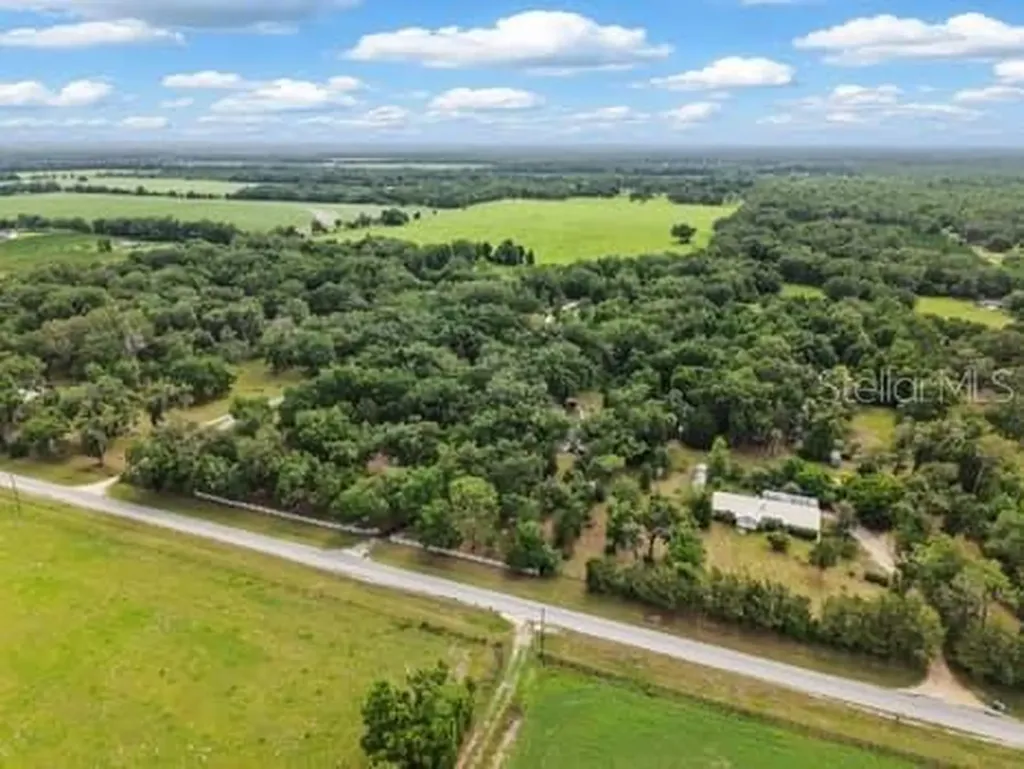 3551 NW 60th Avenue Chiefland FL 32626