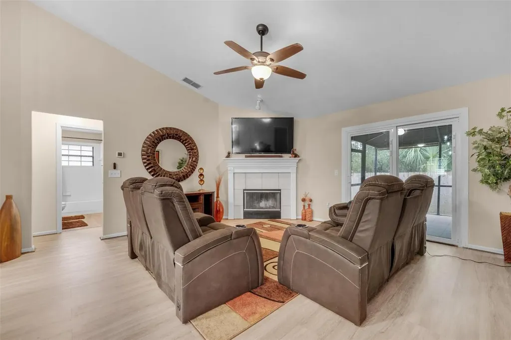 4472 Misty Dawn Court S Jacksonville FL 32277