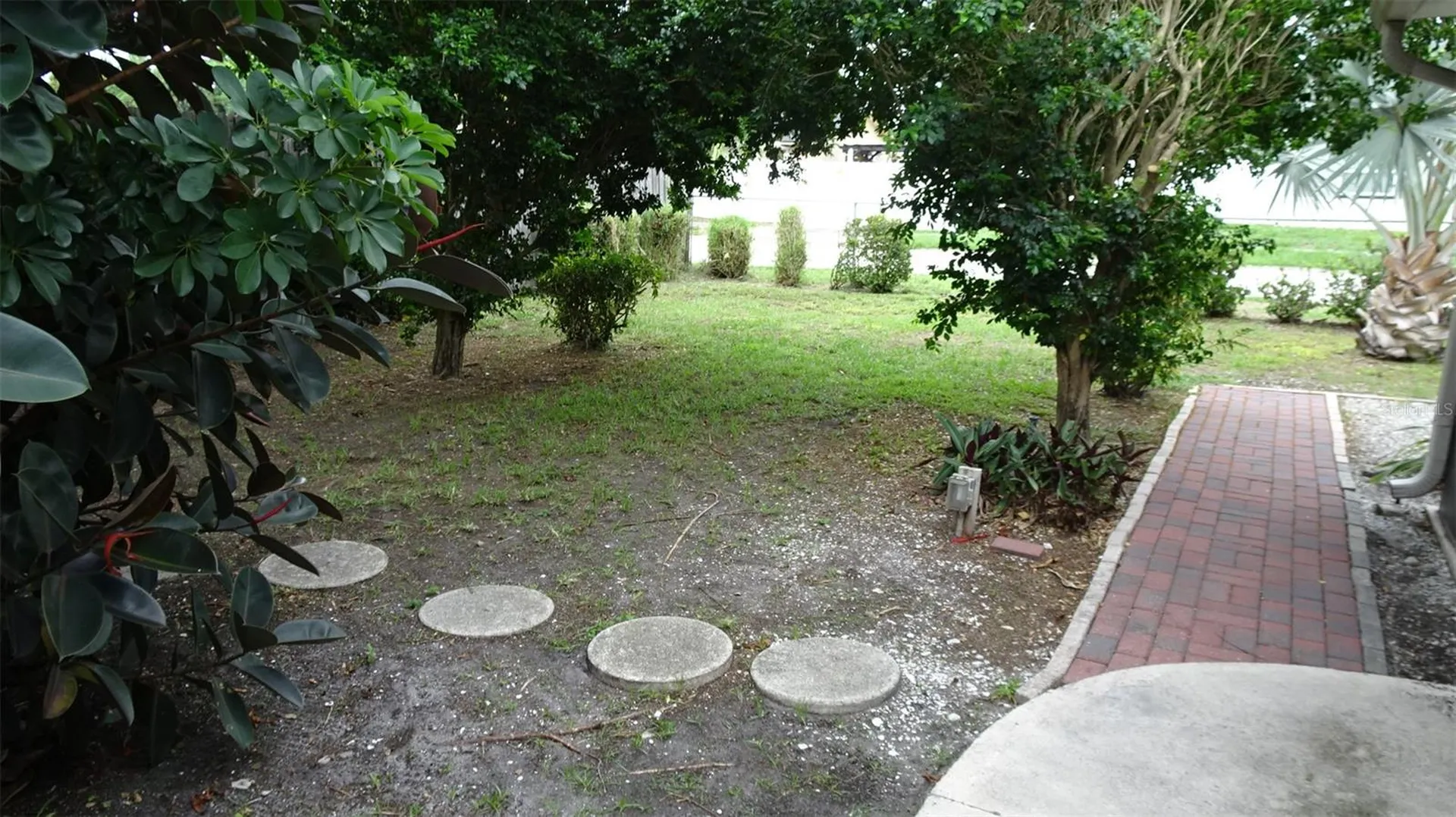 5915 63rd Avenue N Pinellas Park FL 33781