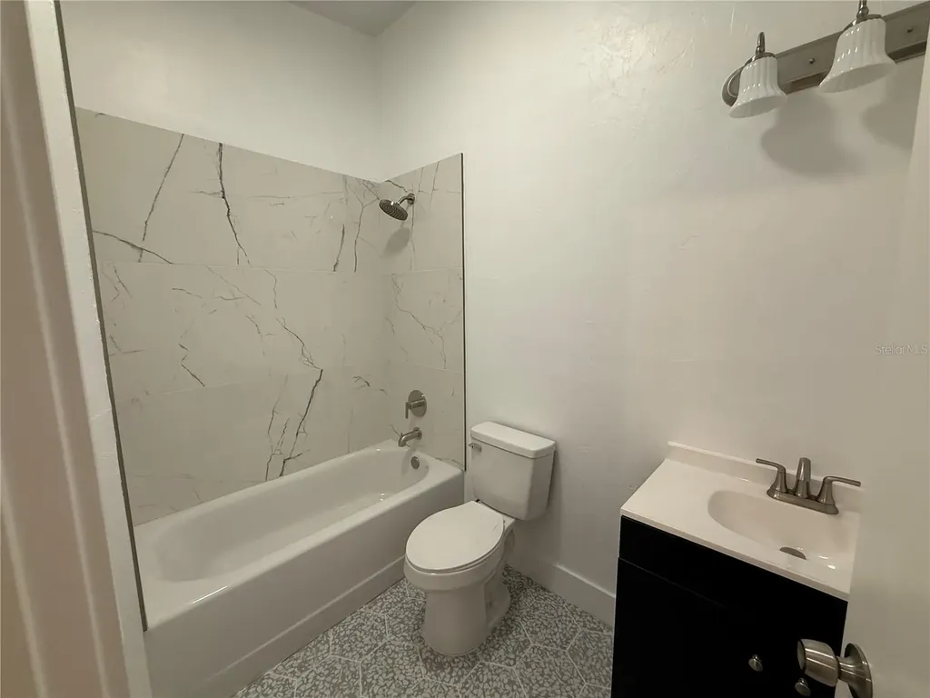 7020 SW 45th Avenue Gainesville FL 32608