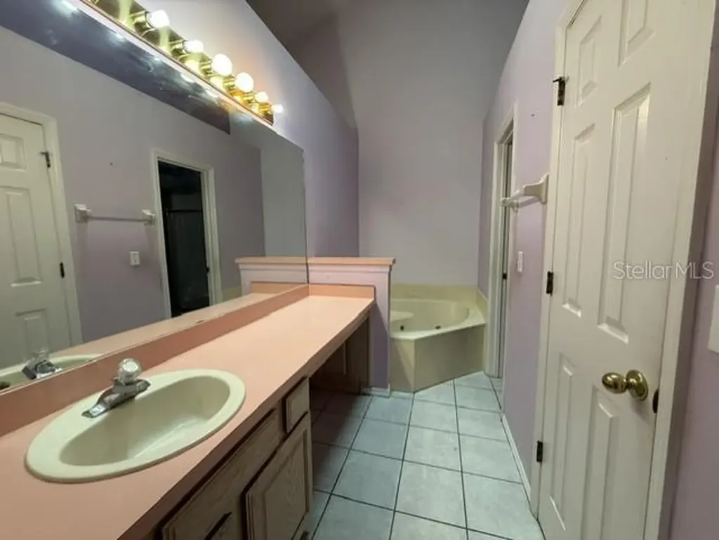 6588 Piccadilly Lane Orlando FL 32835