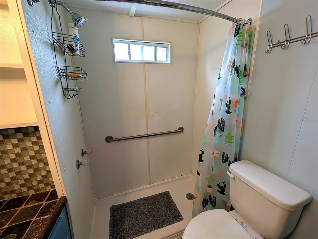 7803 46th Avenue N St Petersburg FL 33709