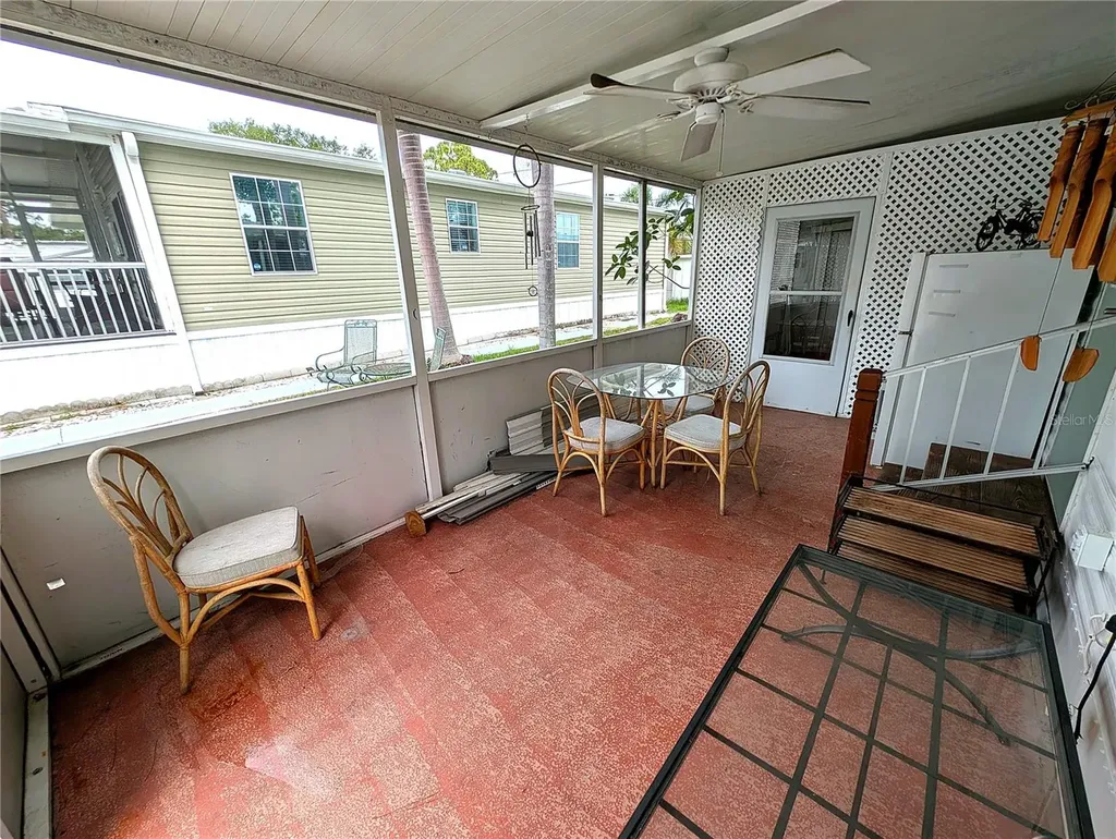 7803 46th Avenue N St Petersburg FL 33709
