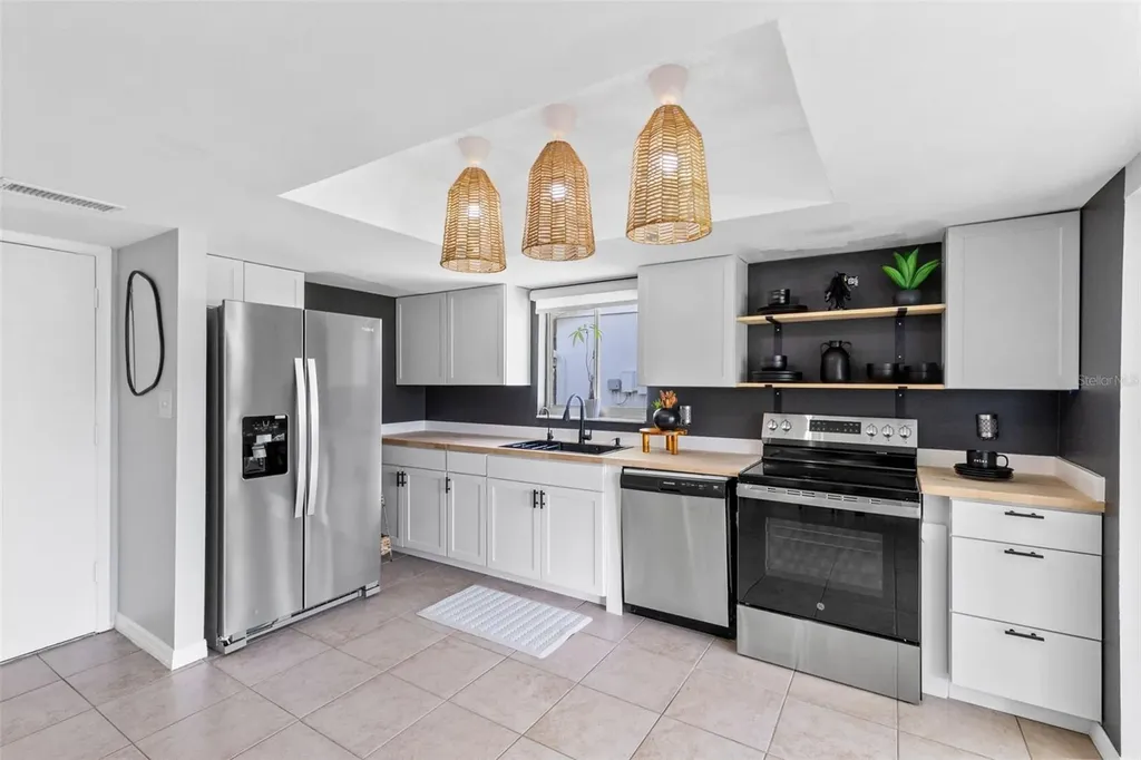 5319 Sandy Hill Drive Orlando FL 32821