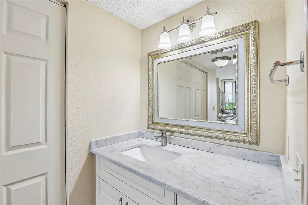 1000 Cove Cay Drive Clearwater FL 33760