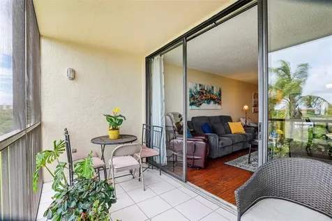 1000 Cove Cay Drive Clearwater FL 33760
