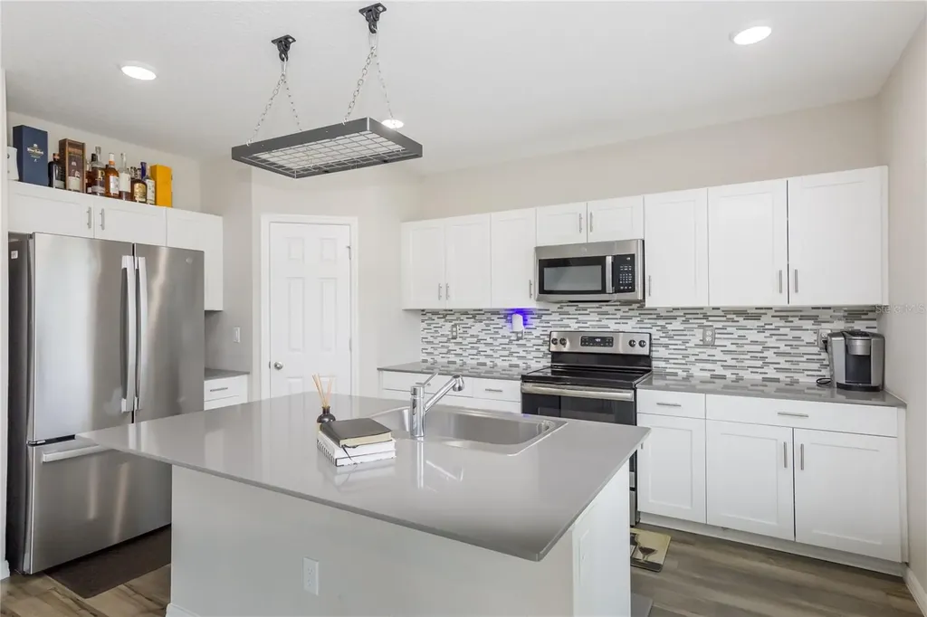 12767 Mangrove Forest Drive Riverview FL 33579
