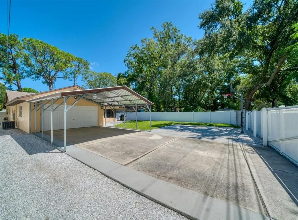 324 42nd Avenue N St Petersburg FL 33703