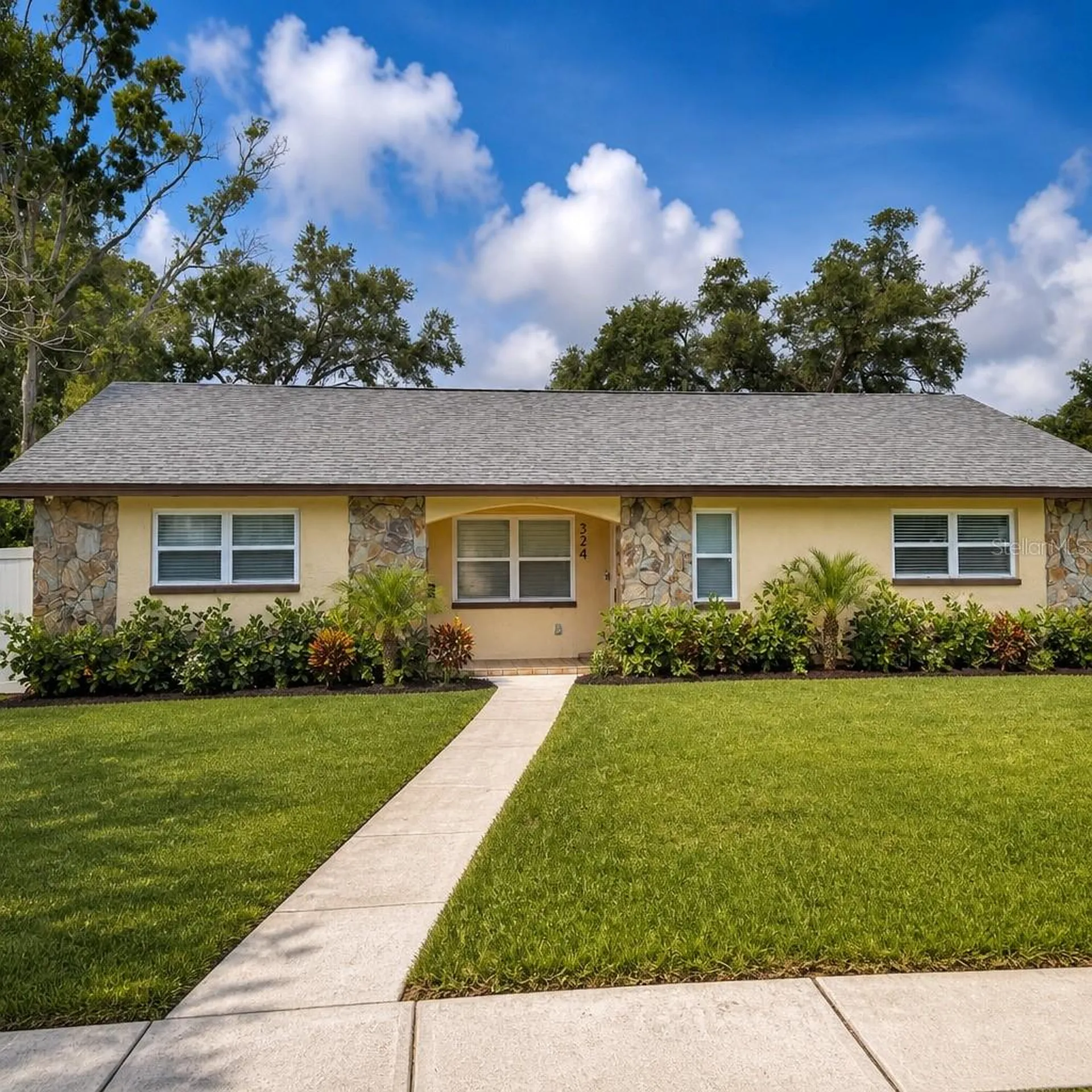 324 42nd Avenue N St Petersburg FL 33703