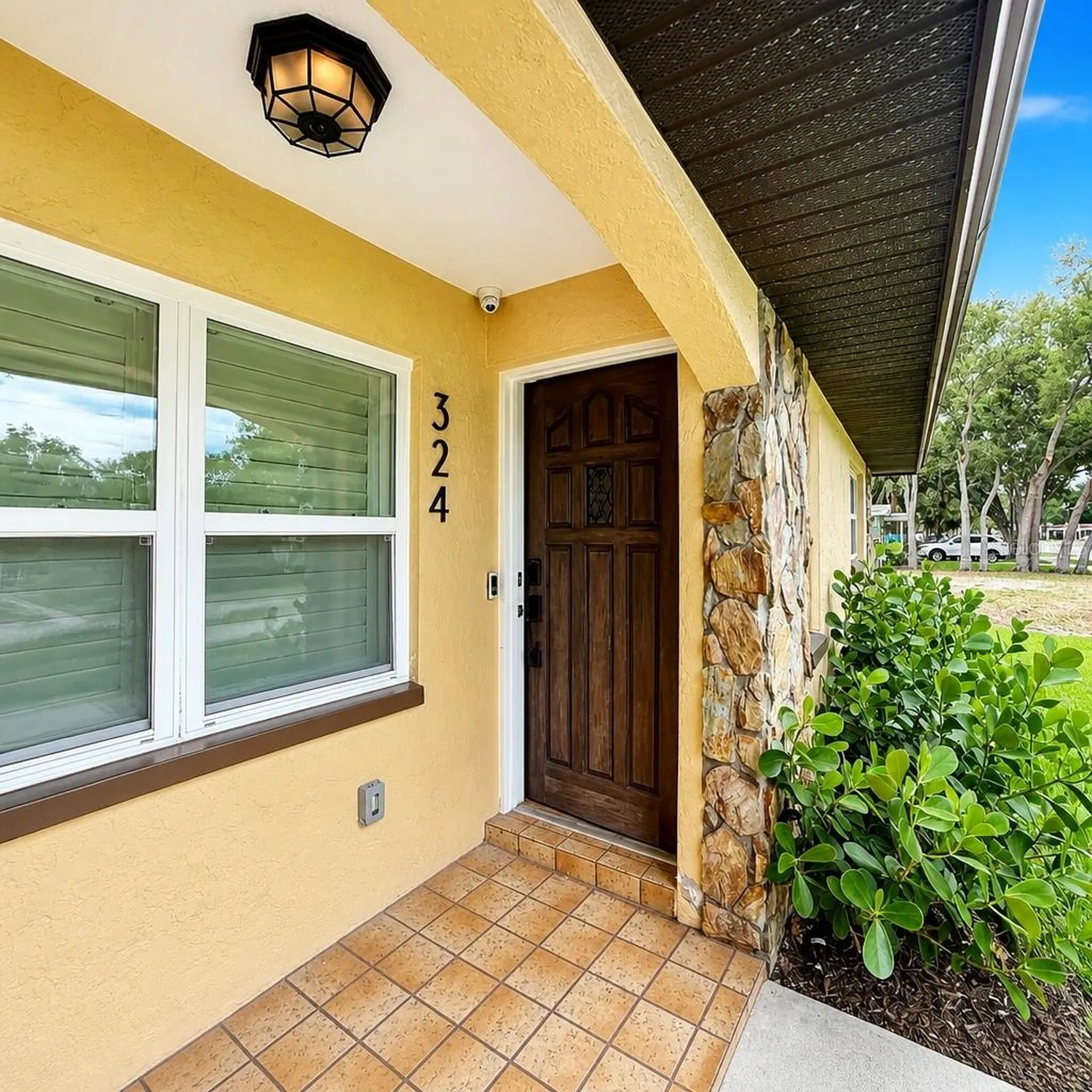 324 42nd Avenue N St Petersburg FL 33703