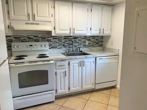 605 SW 75th Street Gainesville FL 32607